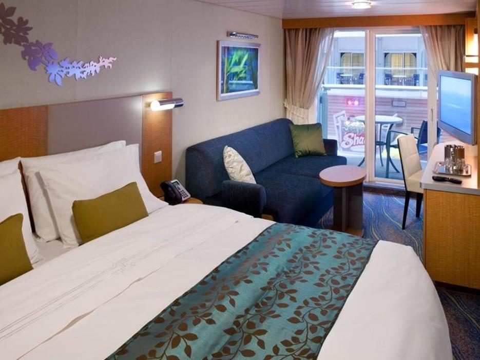 Каюта «С балконом (Balcony)» — Allure of the Seas