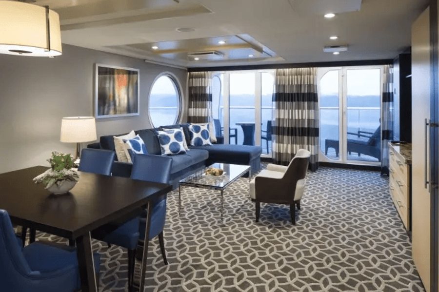 Каюта «Сьюты (Suite)» — Ovation of The Seas