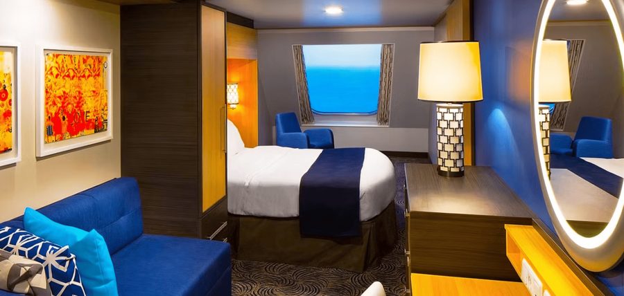 Каюта «С окном (Ocean View)» — Spectrum of the Seas